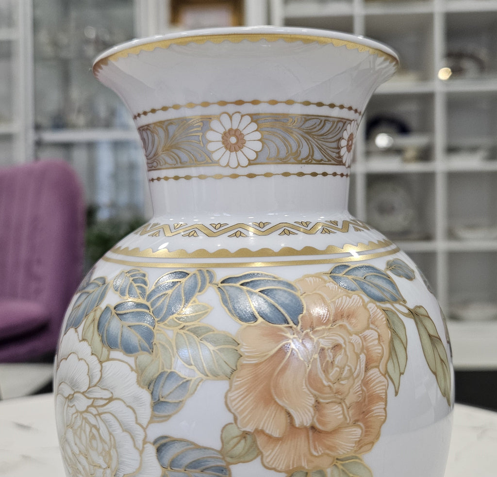 Luxuriöse Porzellanvase aus der Kollektion Osaka von Kaiser, Designer –