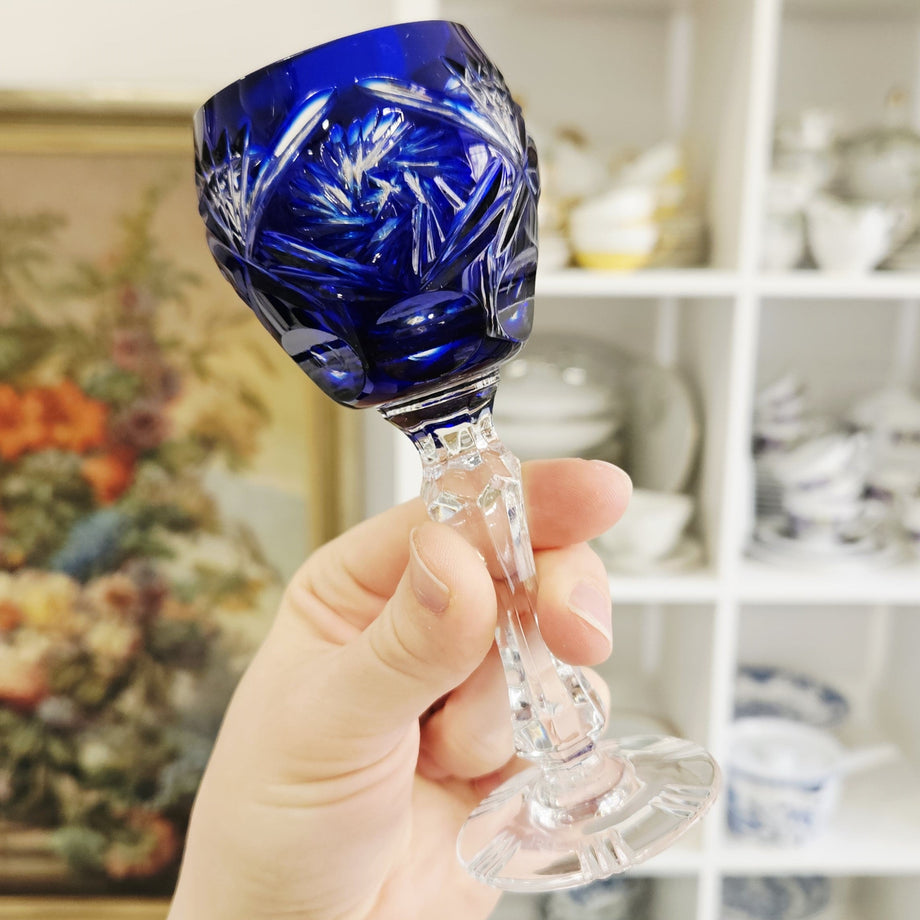 1Stück. Eleganter blauer Kristallbecher von höchster Qualität (65 ml) –